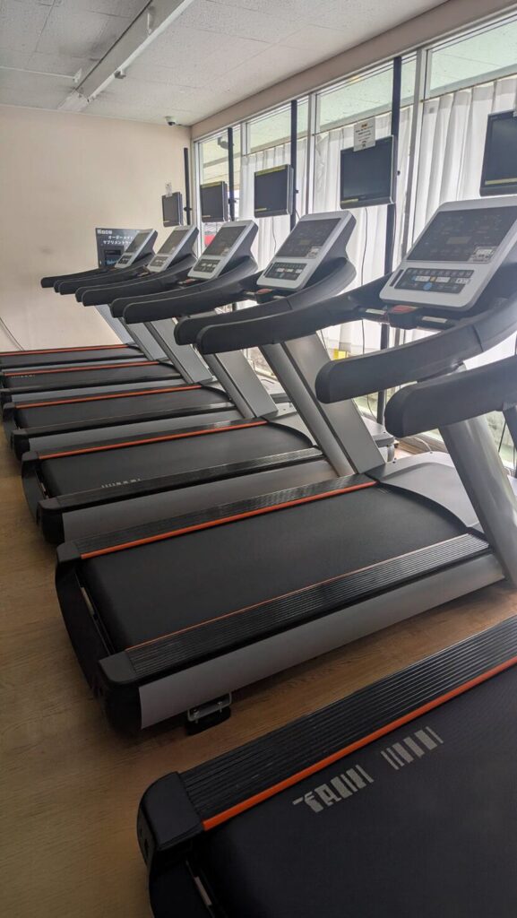 ベストシェイプマシン入替増設　平江店 トレッドミル